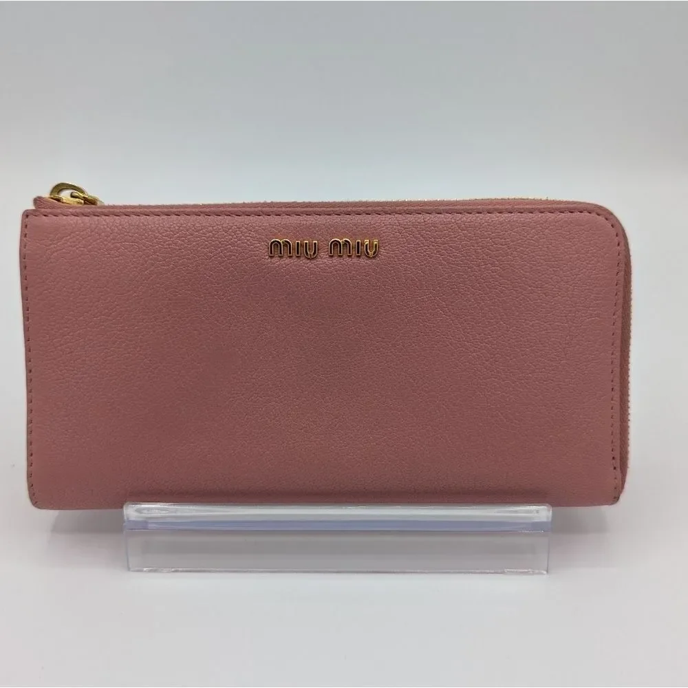 Miu Miu Pink Zip Wallet - Picture 3 of 15